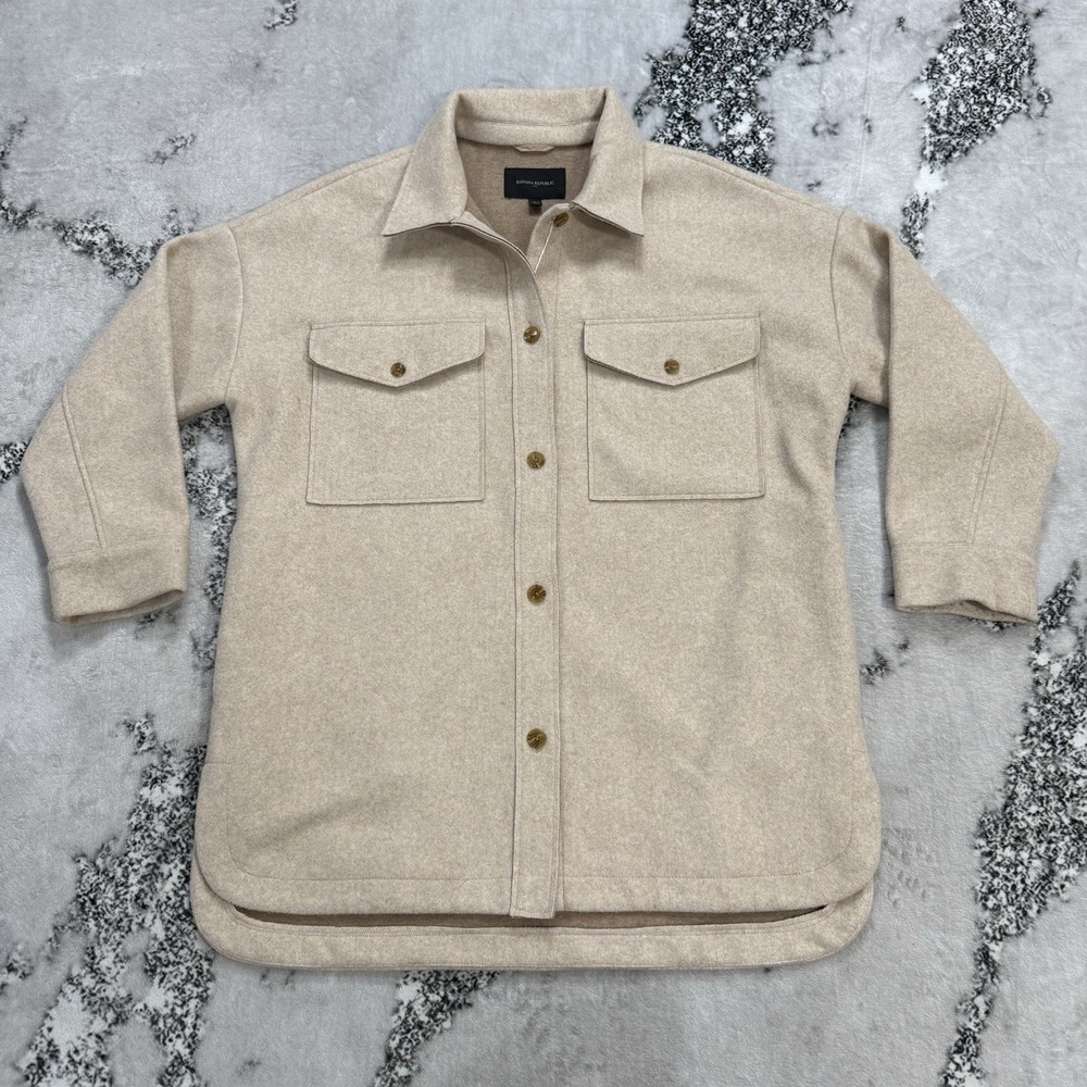 Banana Republic Womens Sz Large Beige‎ Shacket Oversized Button Front Shirt Coat